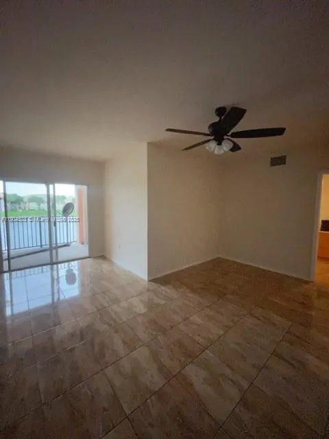 1807 Belmont Ln, #1807