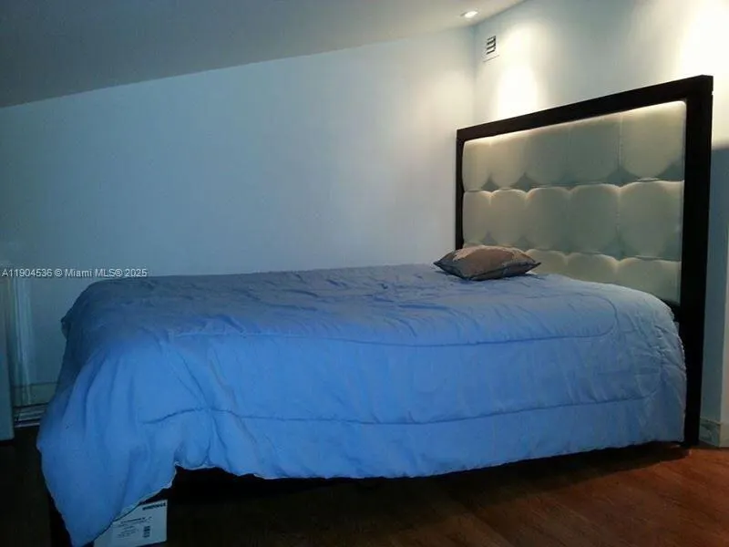 546 NE 199th Ln, #4W