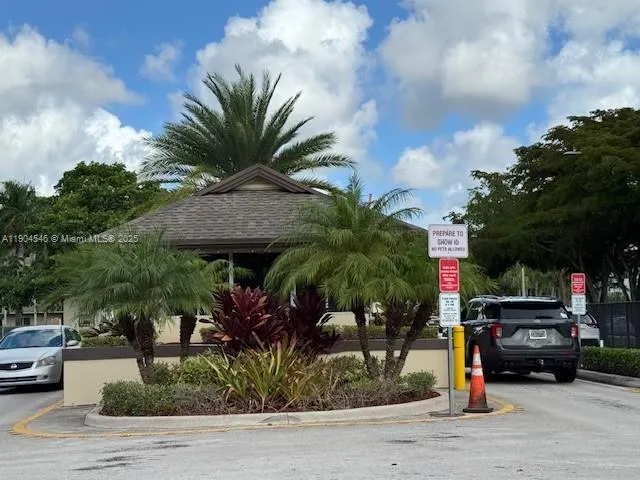 200 SW 132nd Way, #212L