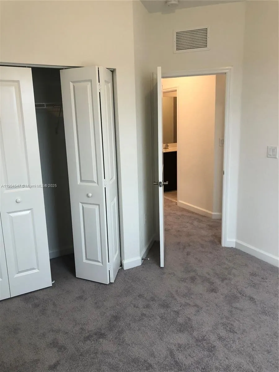 2610 SE 13th St, #2610