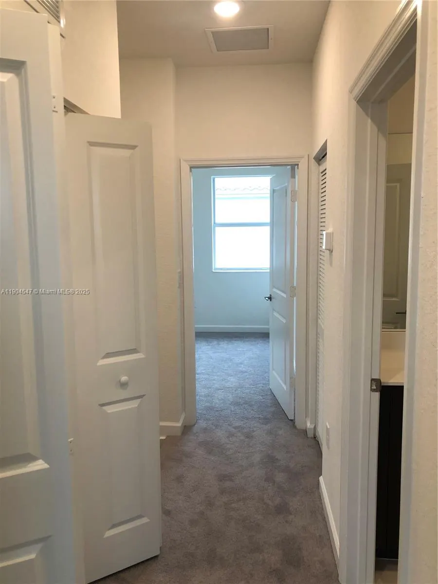 2610 SE 13th St, #2610