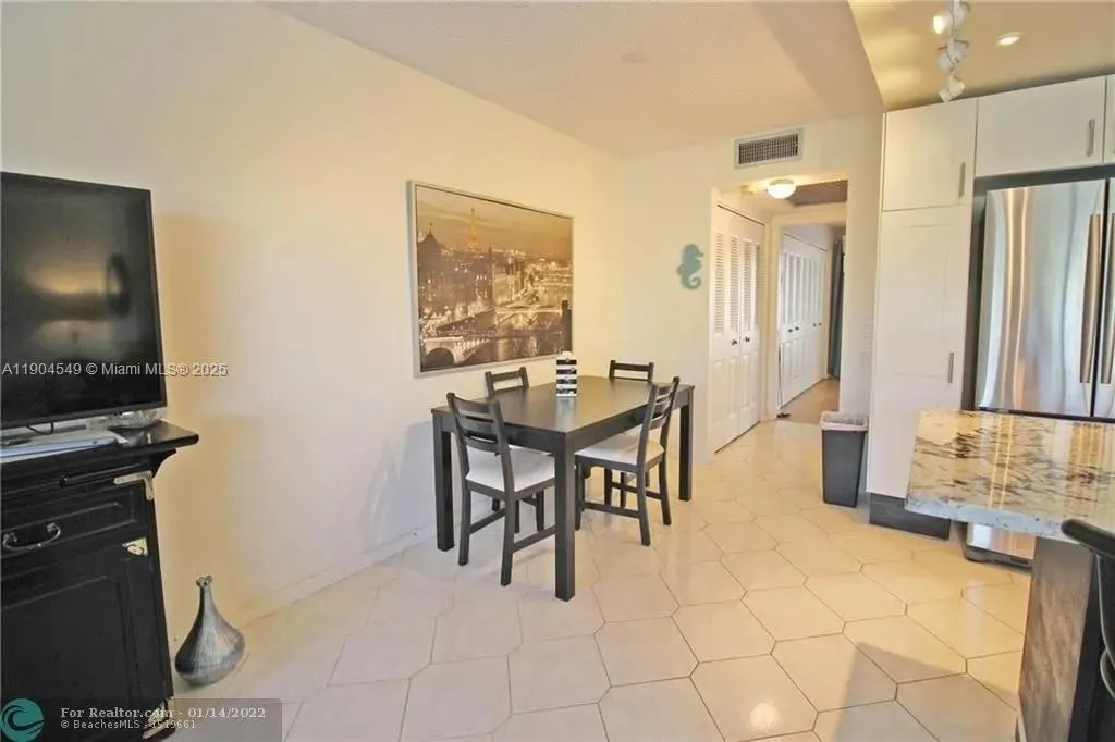 4008 Berkshire A, #4008