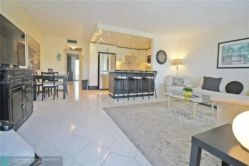 4008 Berkshire A, #4008