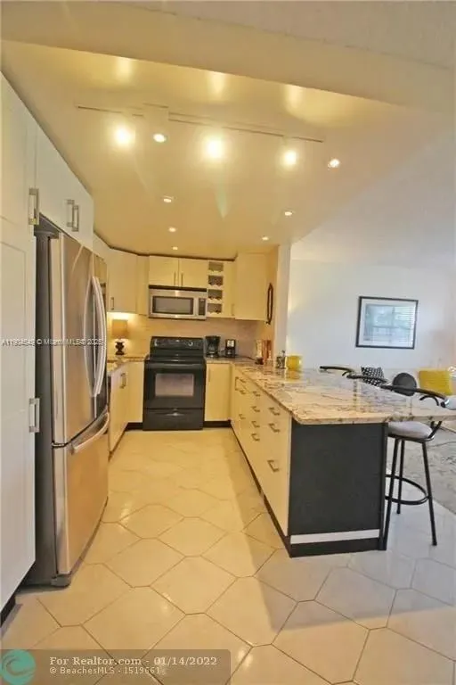 4008 Berkshire A, #4008