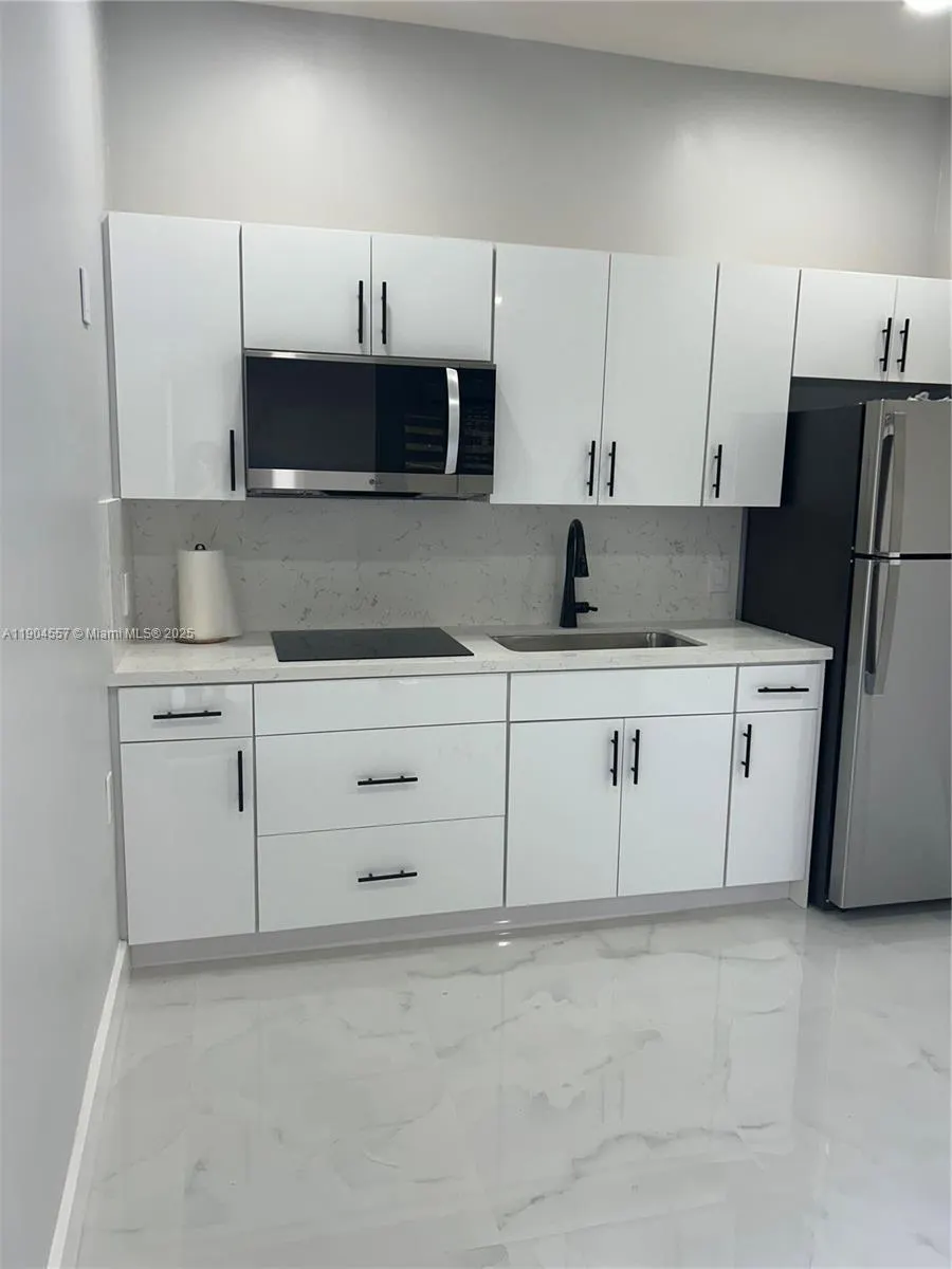 18520 Caribbean Blvd, #0