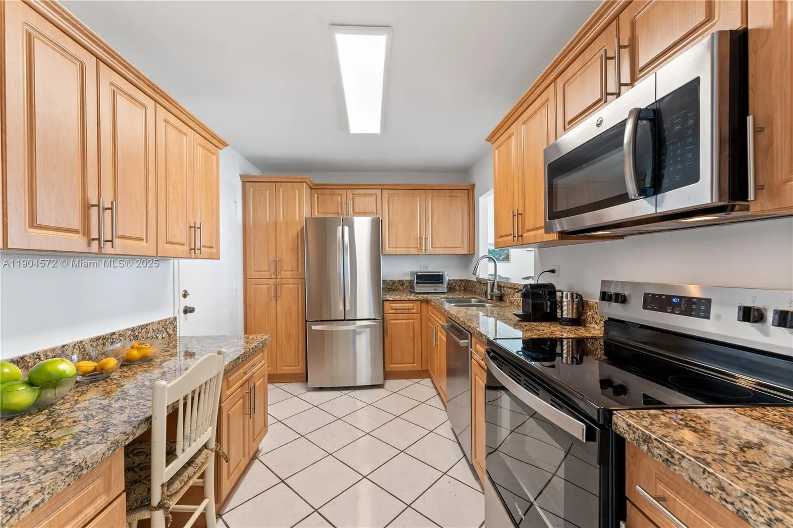 7135 Collins Ave, #1704