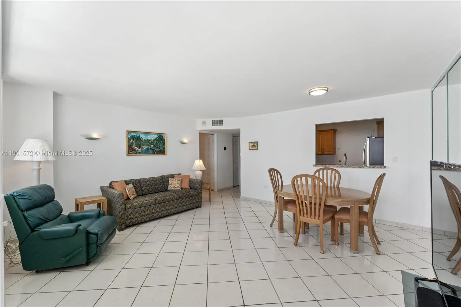 7135 Collins Ave, #1704