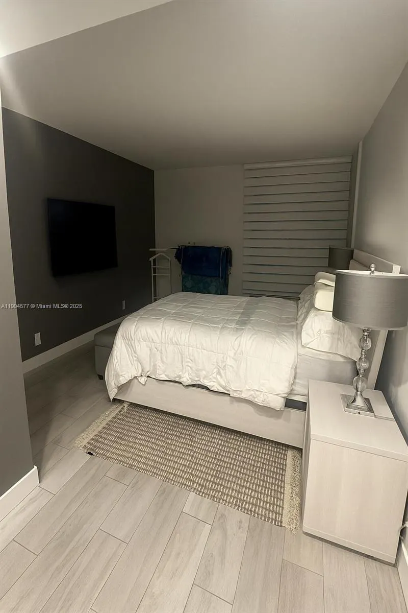 20355 NE 34th Ct, #1022