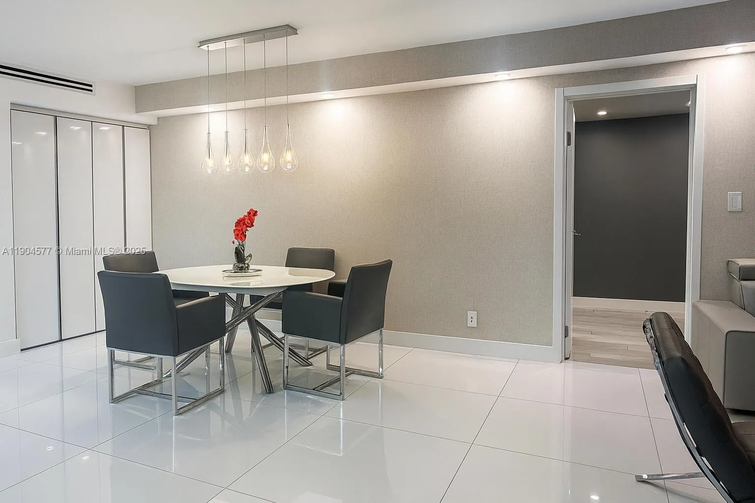 20355 NE 34th Ct, #1022