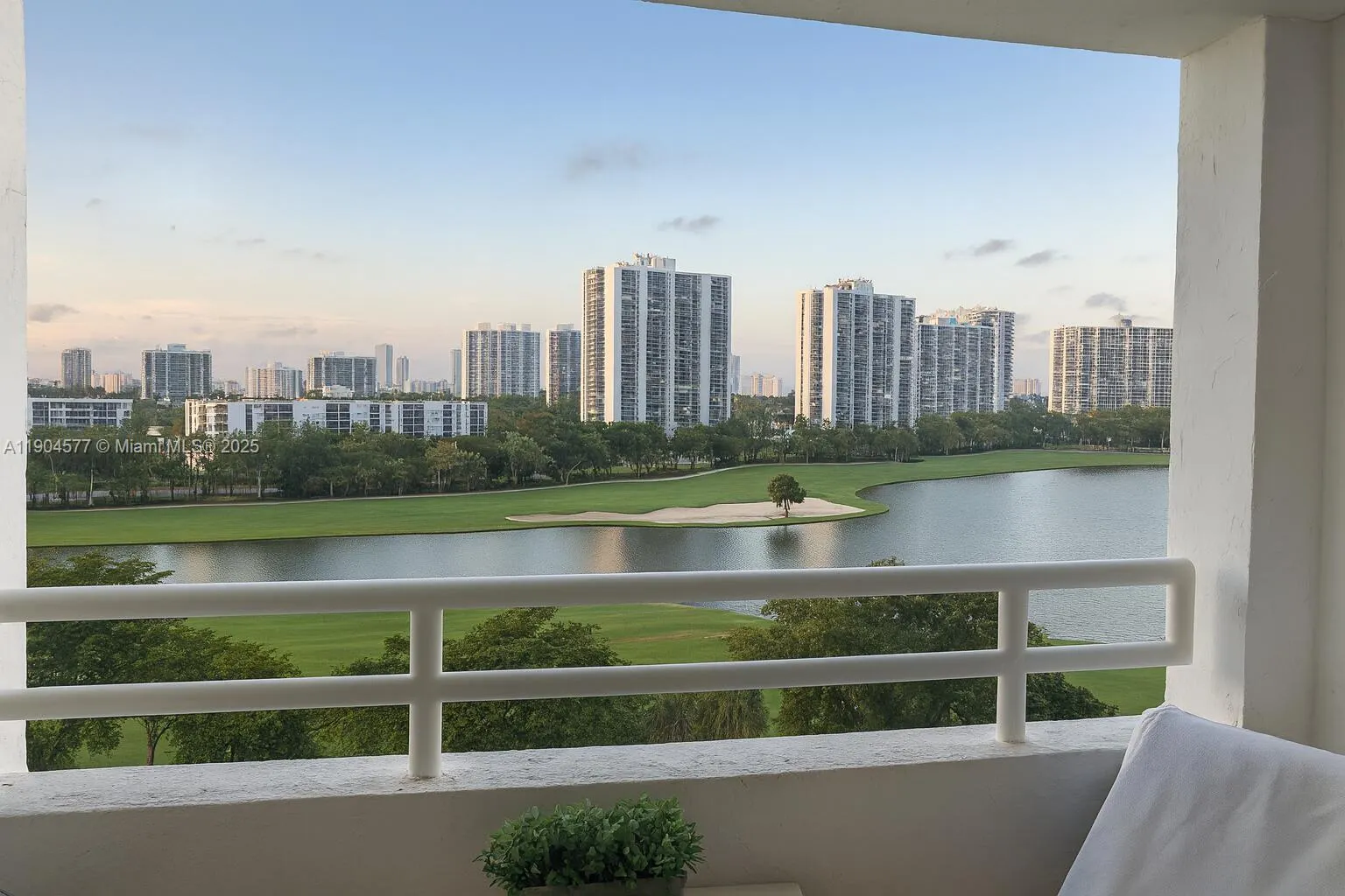 20355 NE 34th Ct, #1022