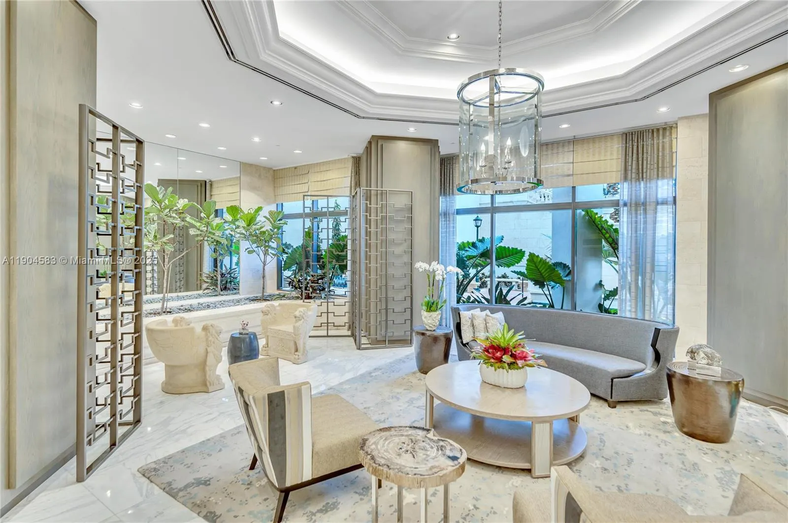 2000 Island Blvd, #806