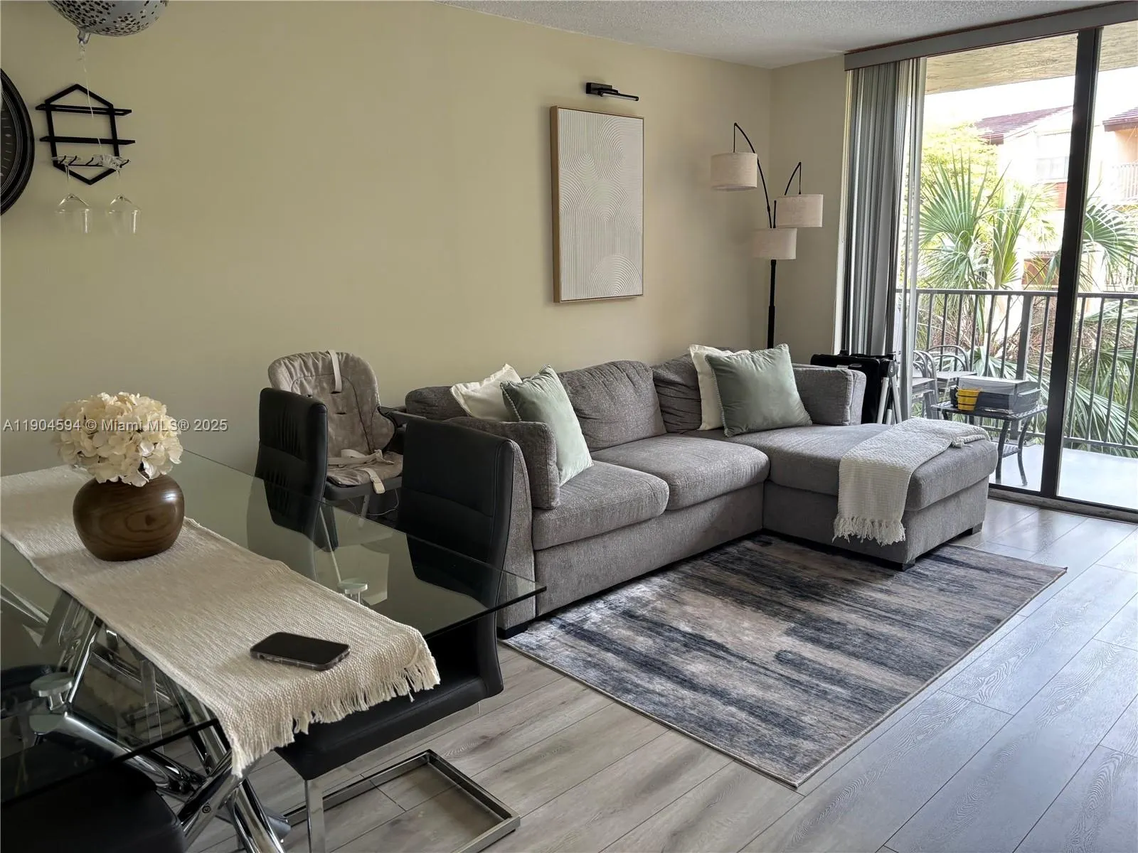 14525 N Kendall Dr, #307J