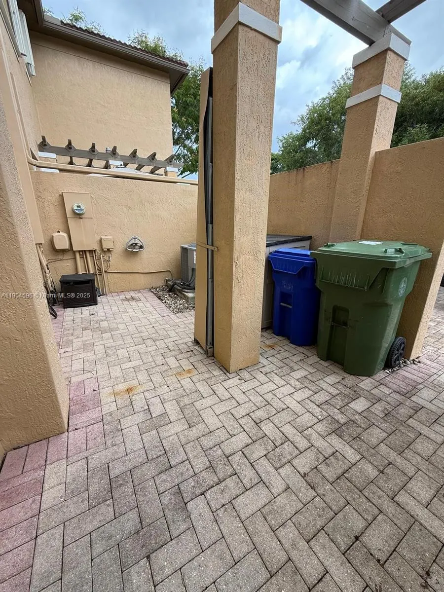 705 SW 147th Ave, #705