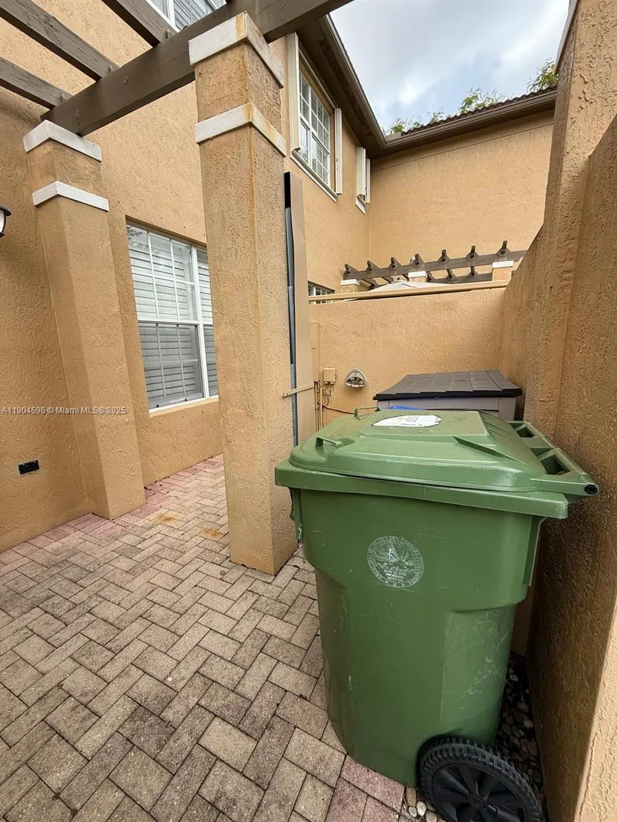 705 SW 147th Ave, #705