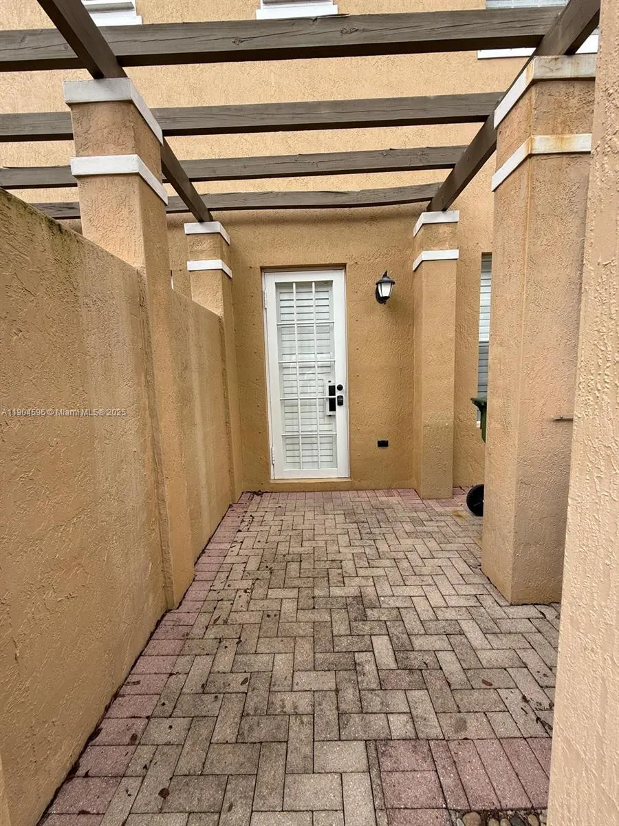 705 SW 147th Ave, #705