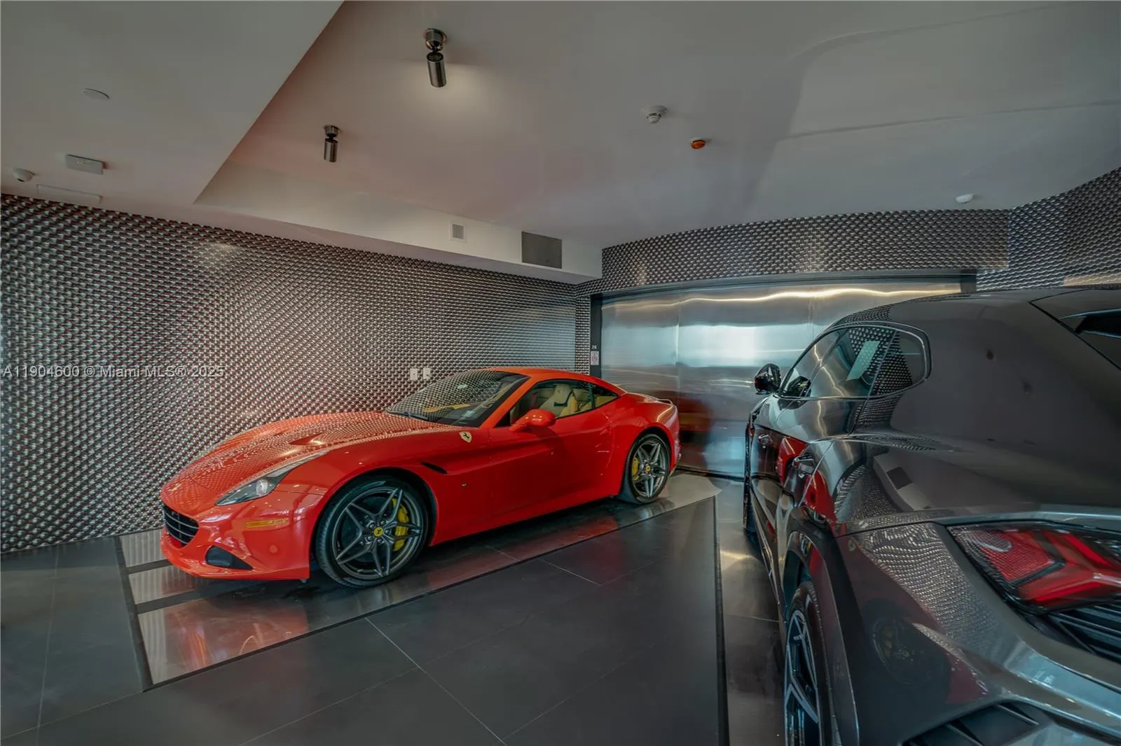 18555 Collins Ave, #2403