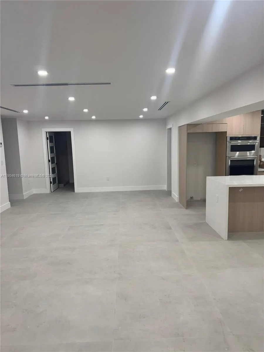 9410 SW 55th Street, #0