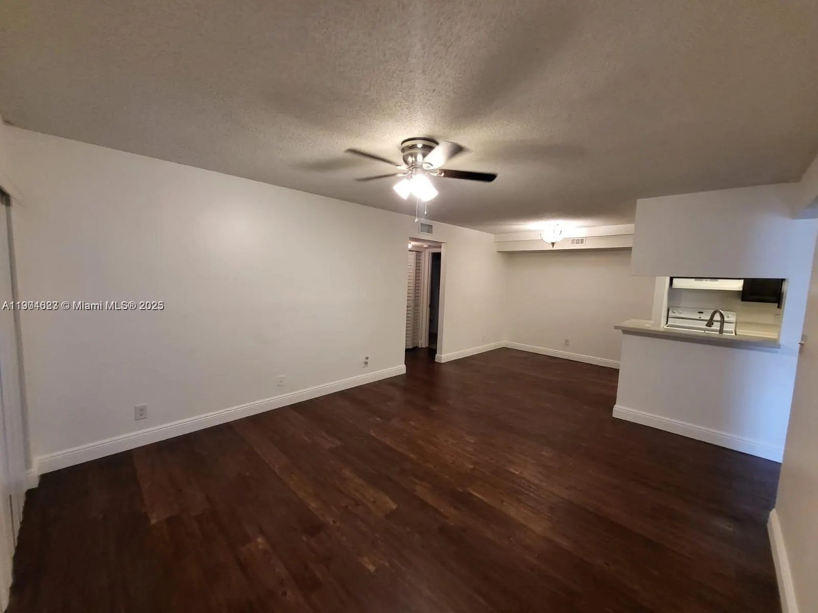 5654 Rock Island Rd, #222