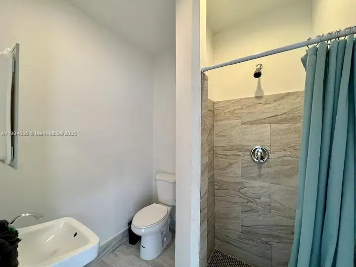 1020 N Riverside Dr, #14