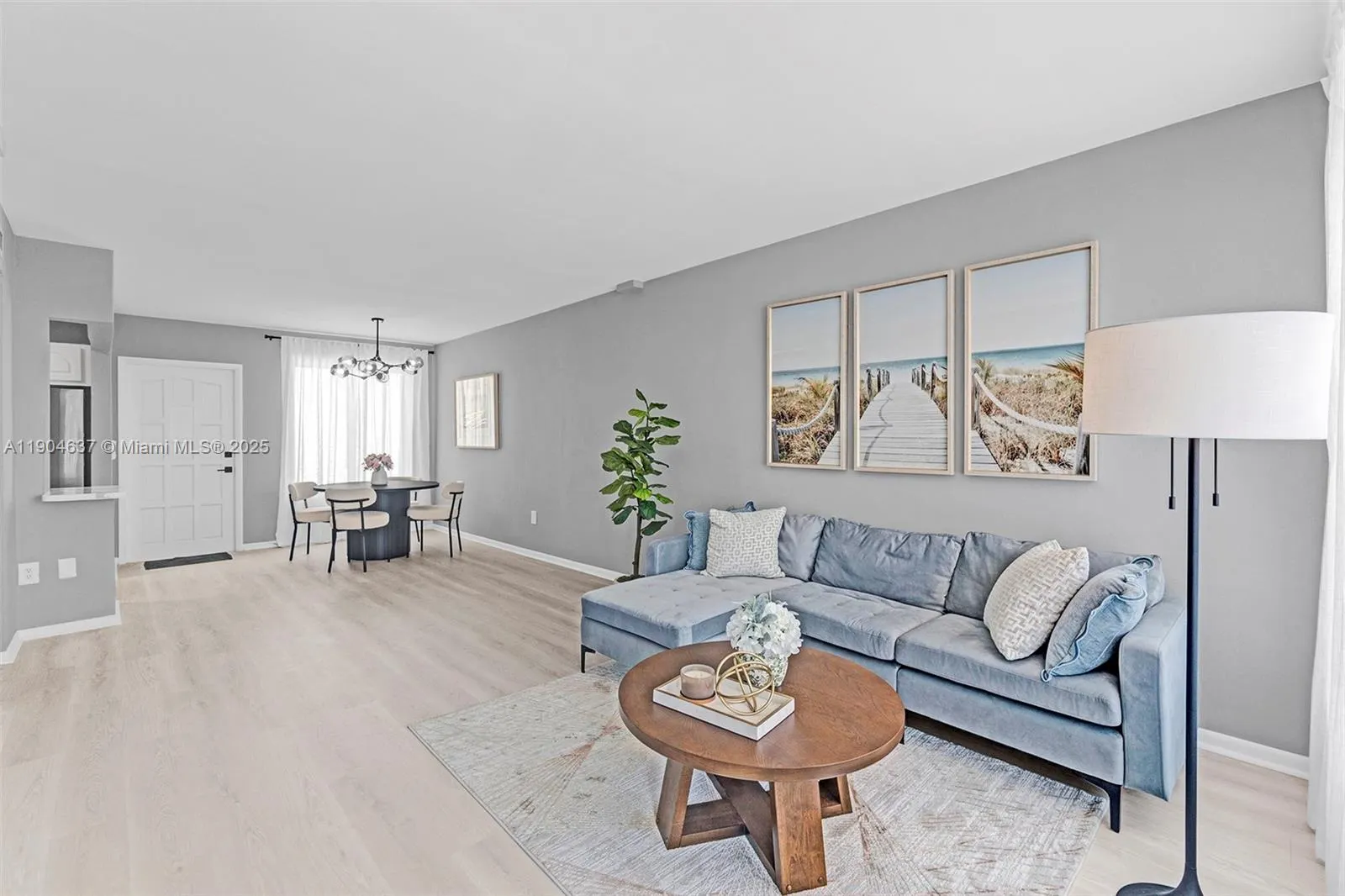 1150 Euclid Ave, #305