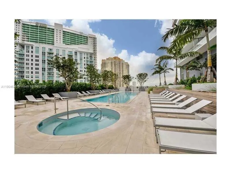 1300 Brickell Bay Dr, #2300
