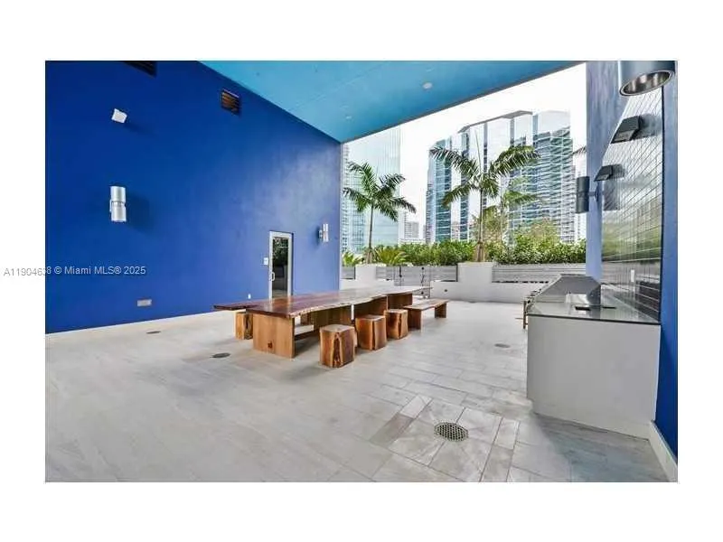 1300 Brickell Bay Dr, #2300