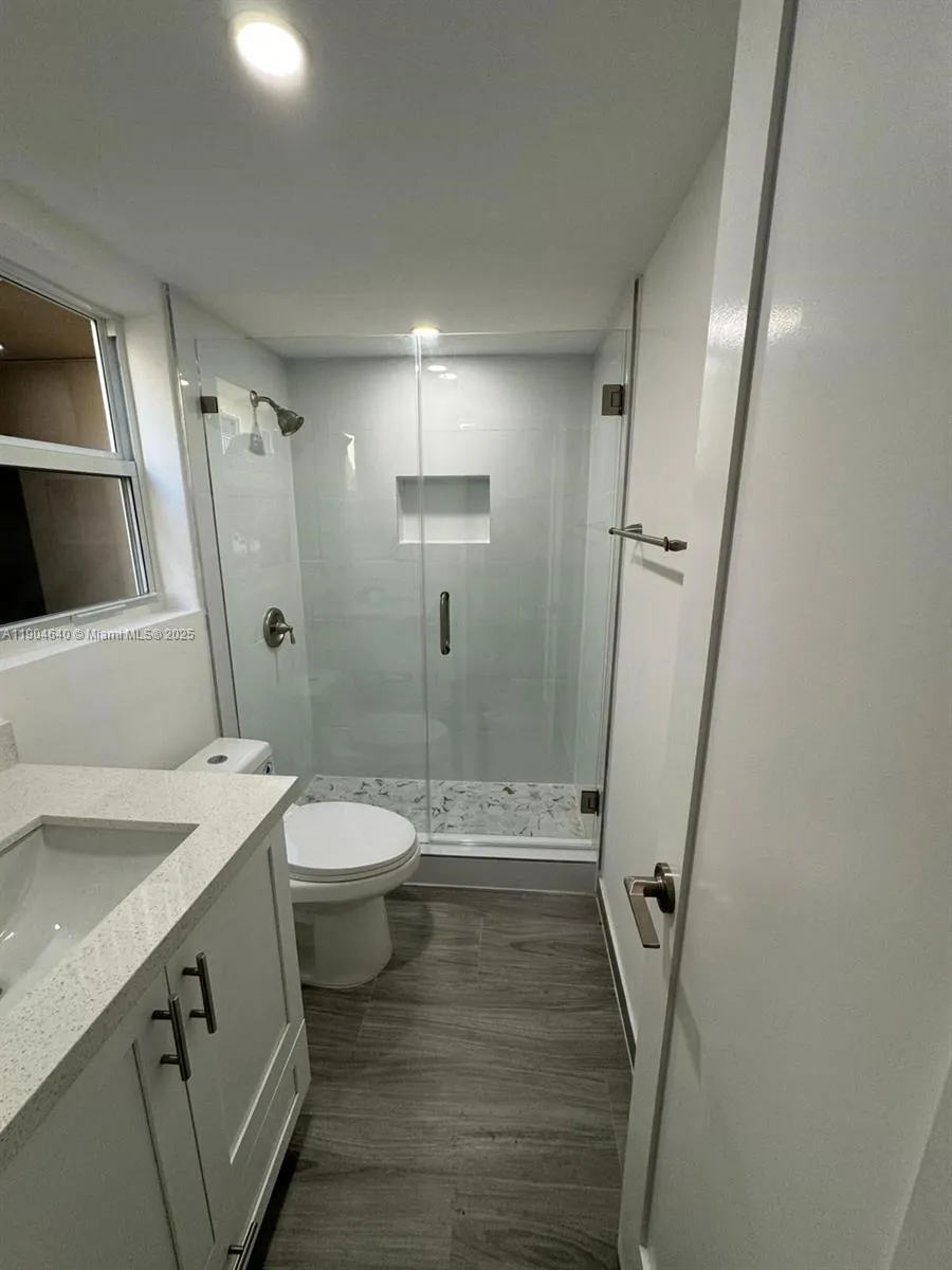 7707 SW 86th St, #B-101