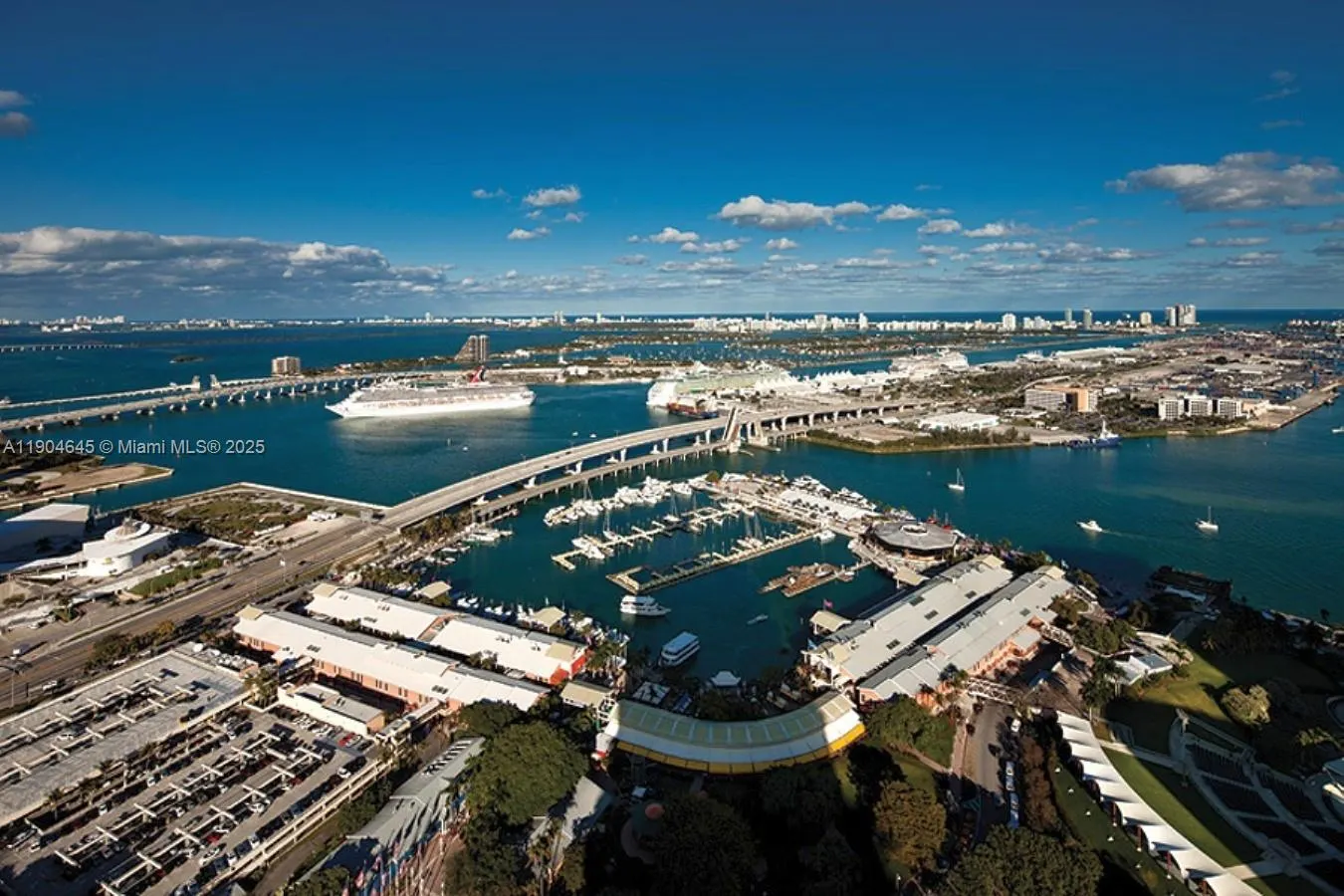 253 NE 2nd St, #3302