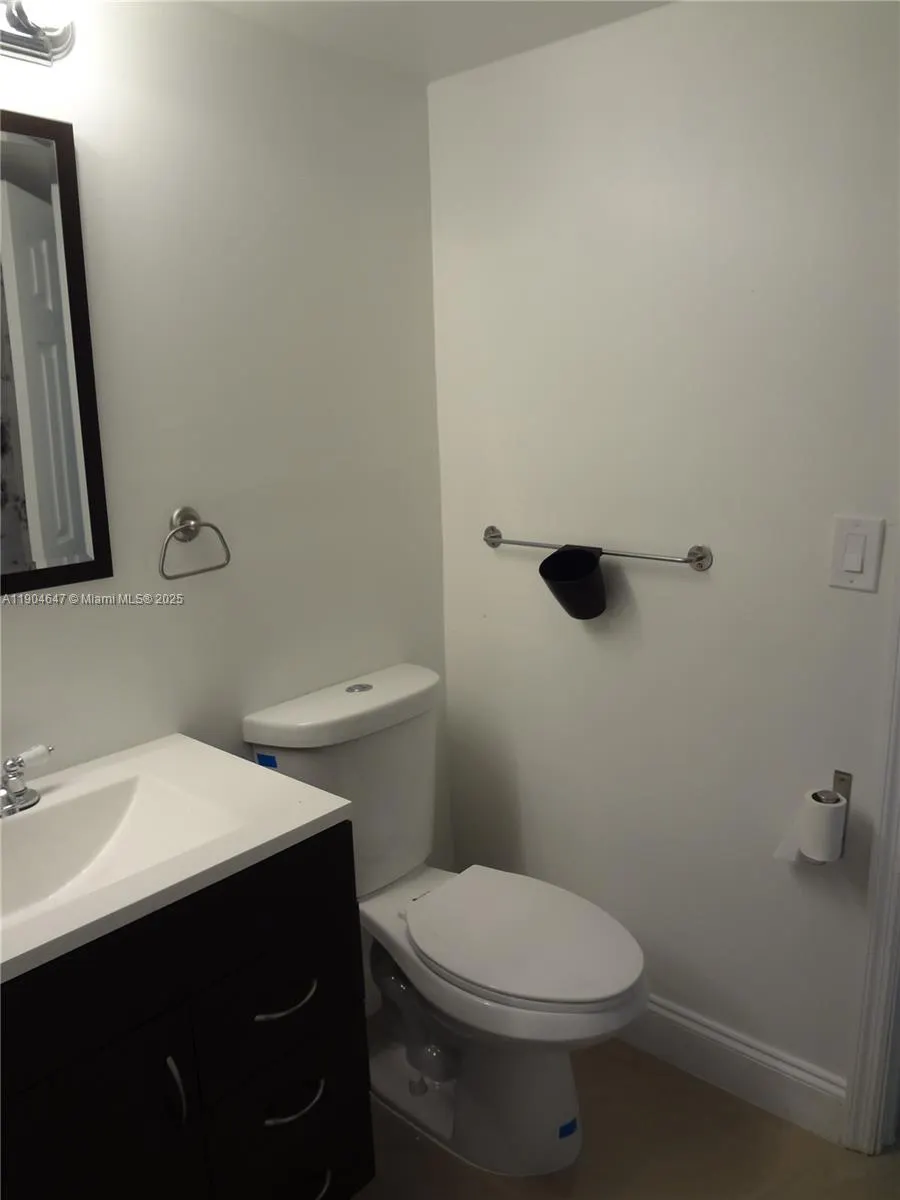 10125 W Sunrise Blvd, #104