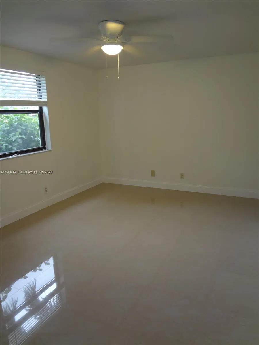 10125 W Sunrise Blvd, #104