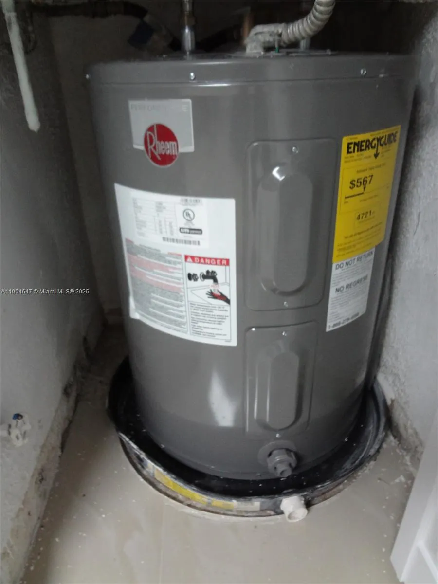 10125 W Sunrise Blvd, #104