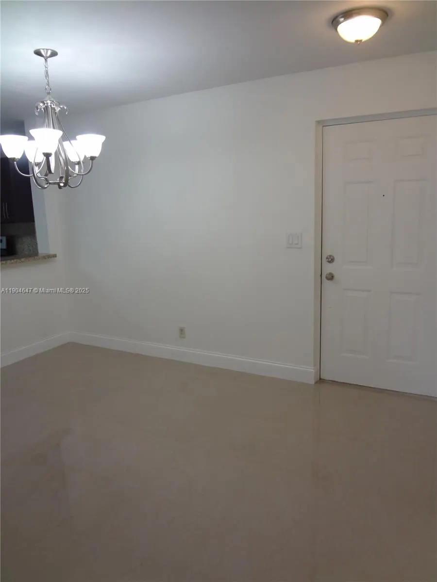 10125 W Sunrise Blvd, #104