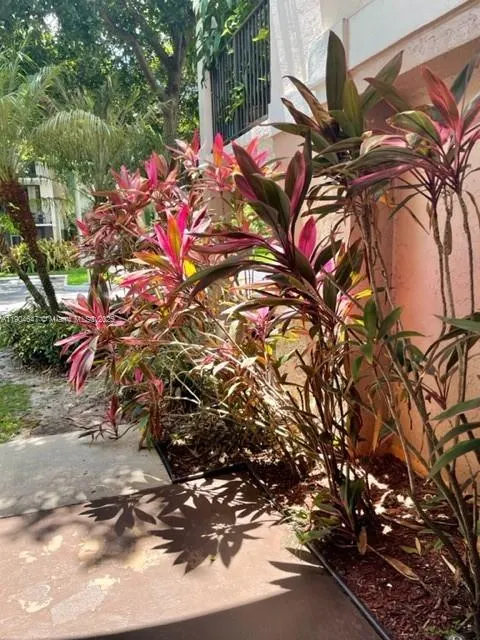 10125 W Sunrise Blvd, #104