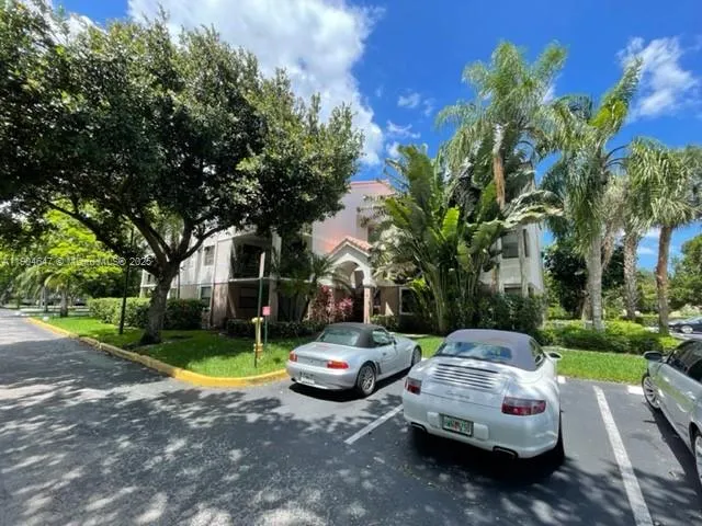 10125 W Sunrise Blvd, #104