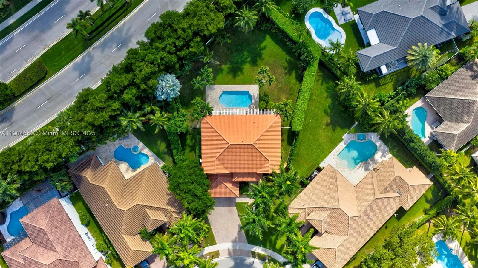 1781 Harbor Pointe Cir