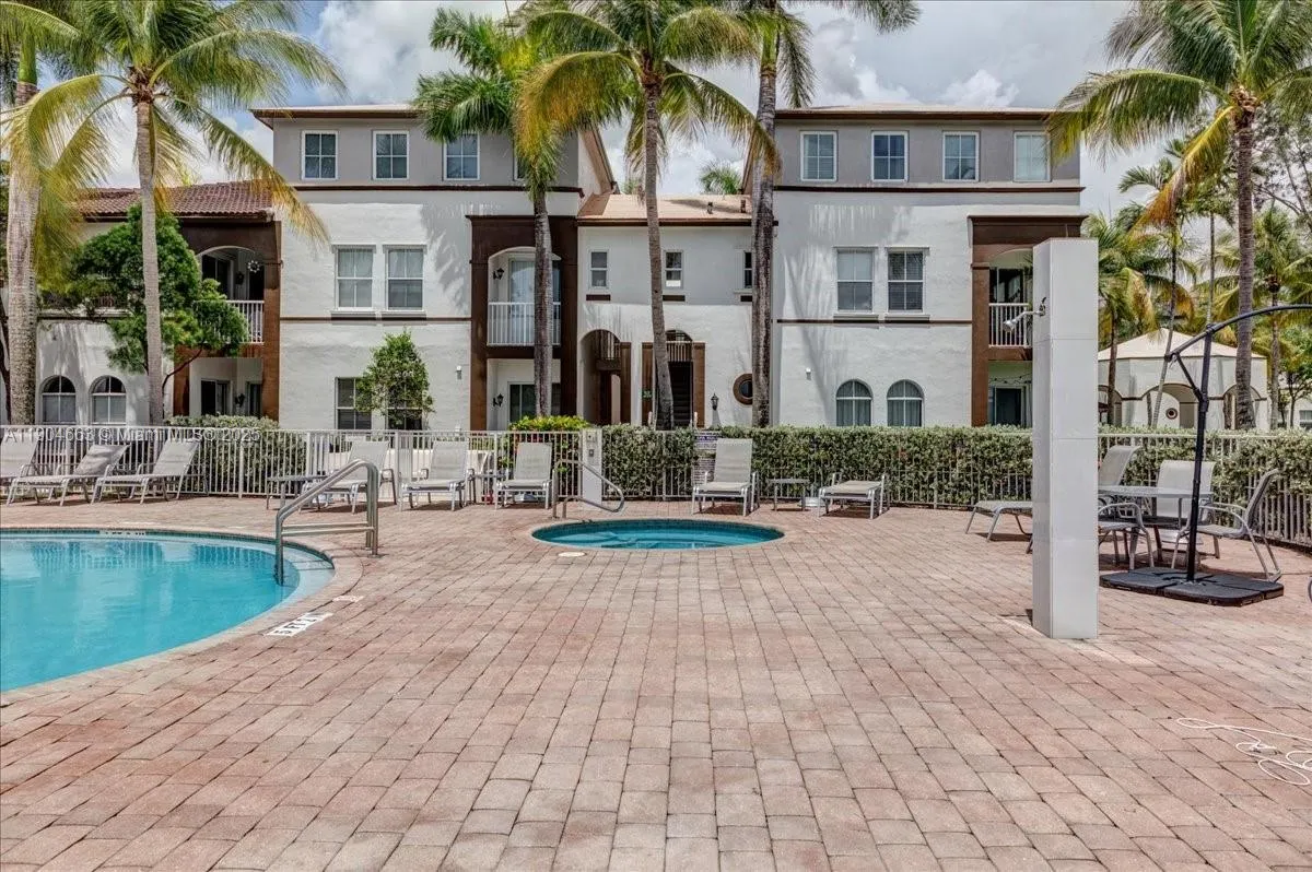 4465 SW 160th Ave, #204