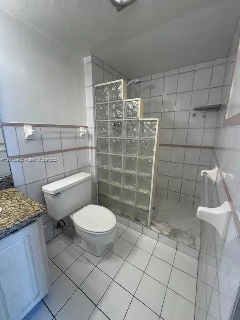 3675 N Country Club Dr, #210