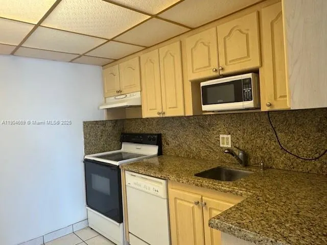 3675 N Country Club Dr, #210