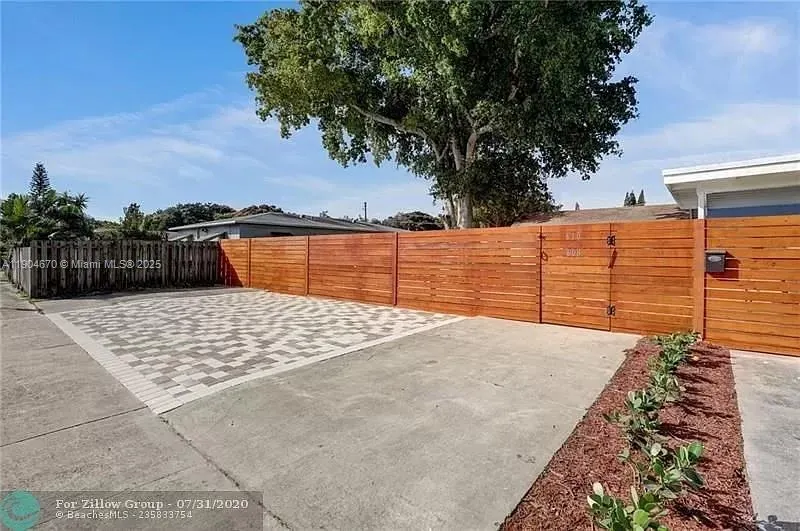 608 N 24th Ave, #608