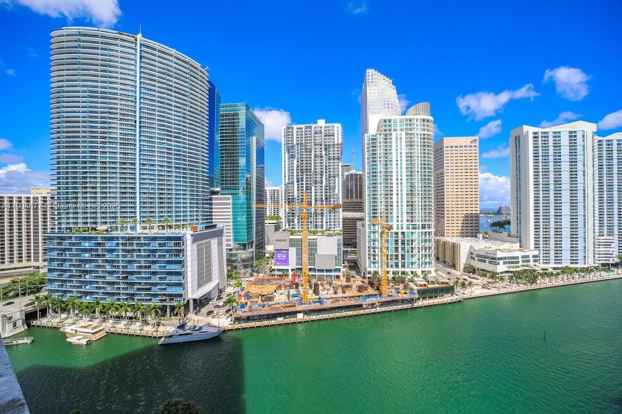 465 Brickell Ave, #2001