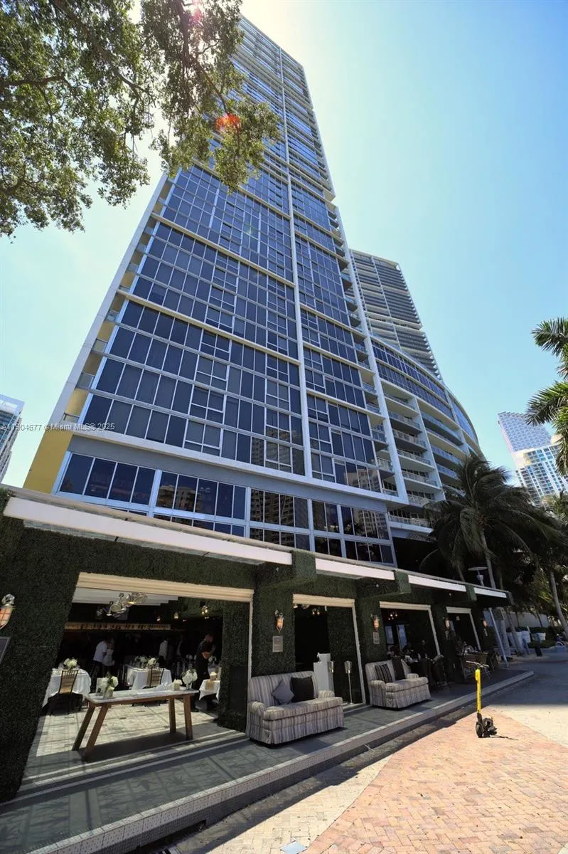 465 Brickell Ave, #2001