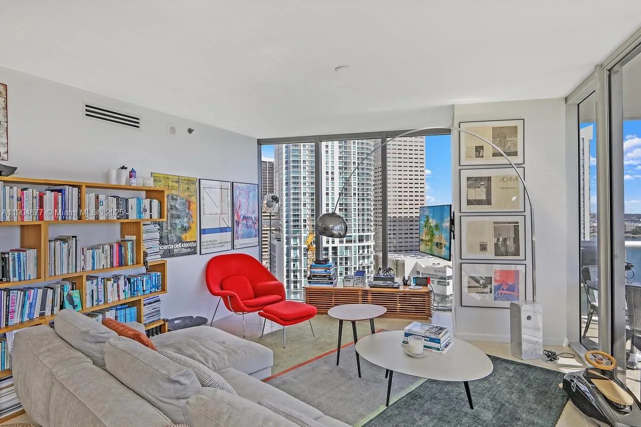 465 Brickell Ave, #2001