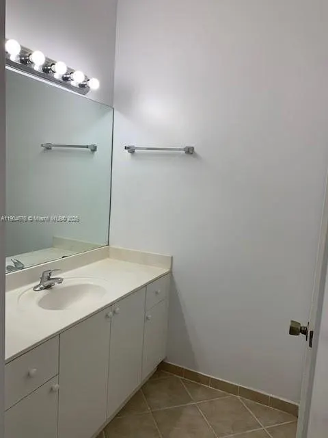 1176 NE 32nd Ave, #1176