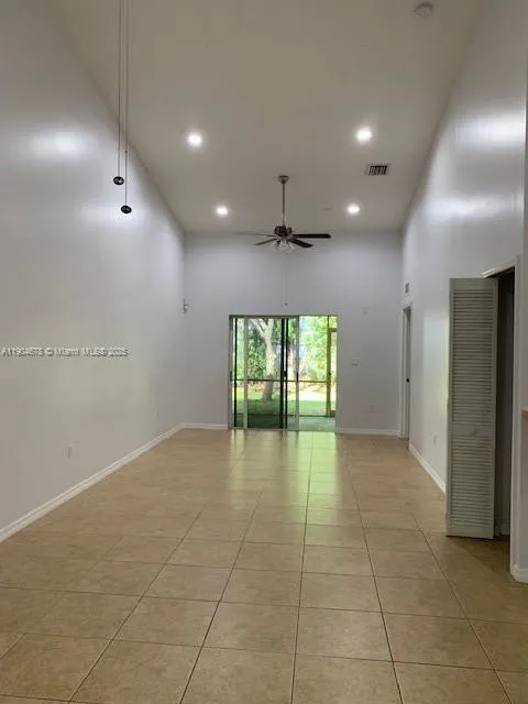 1176 NE 32nd Ave, #1176