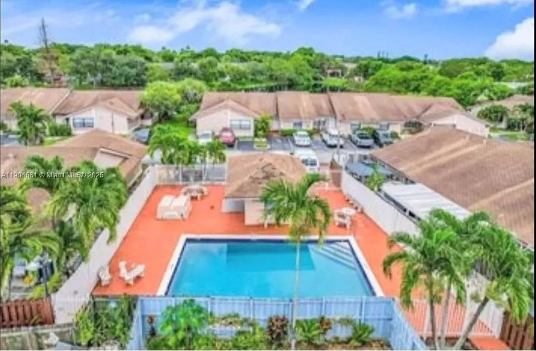 7680 SW 156th Ct, #B115