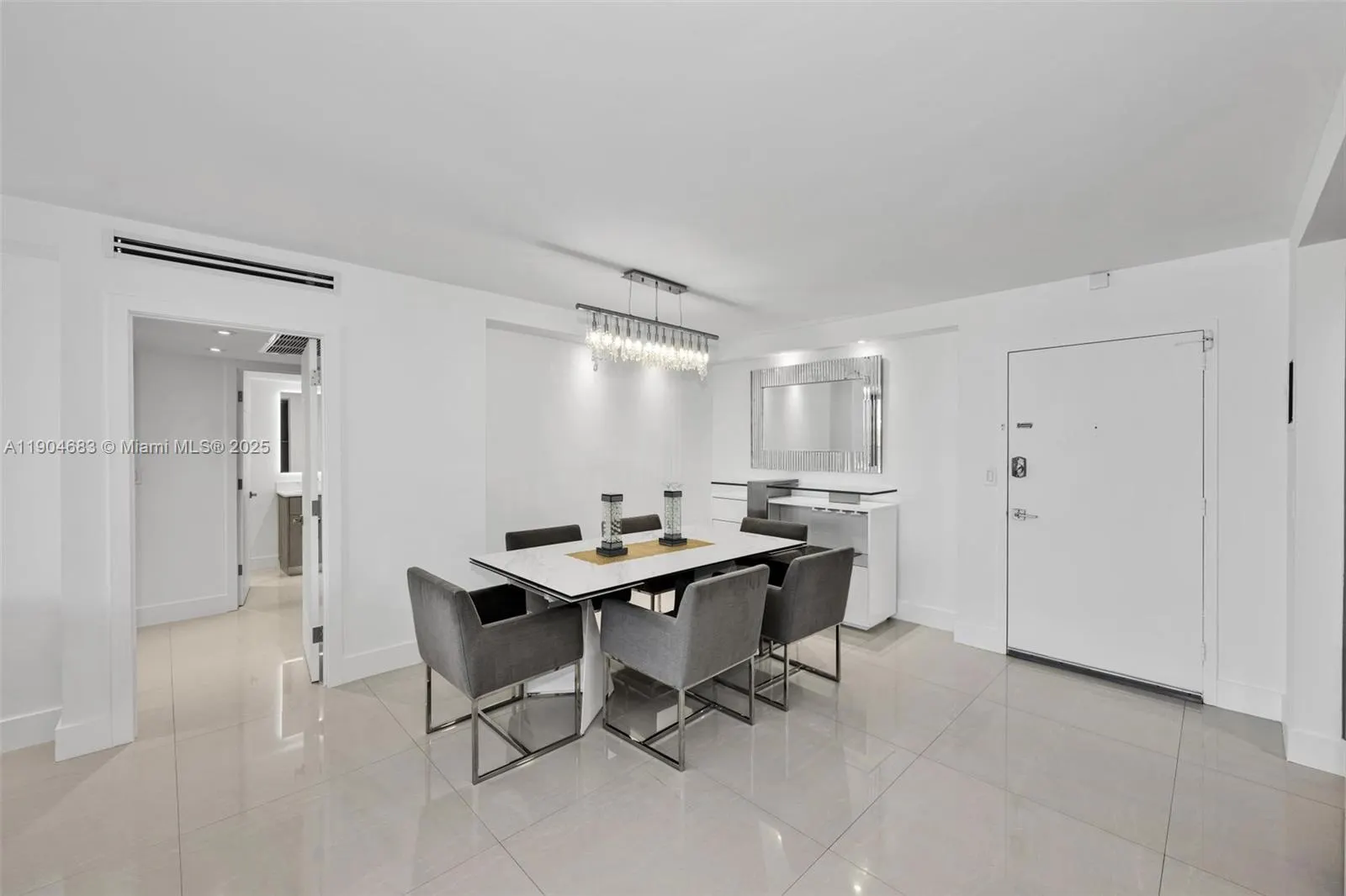 3140 S Ocean Dr, #1011