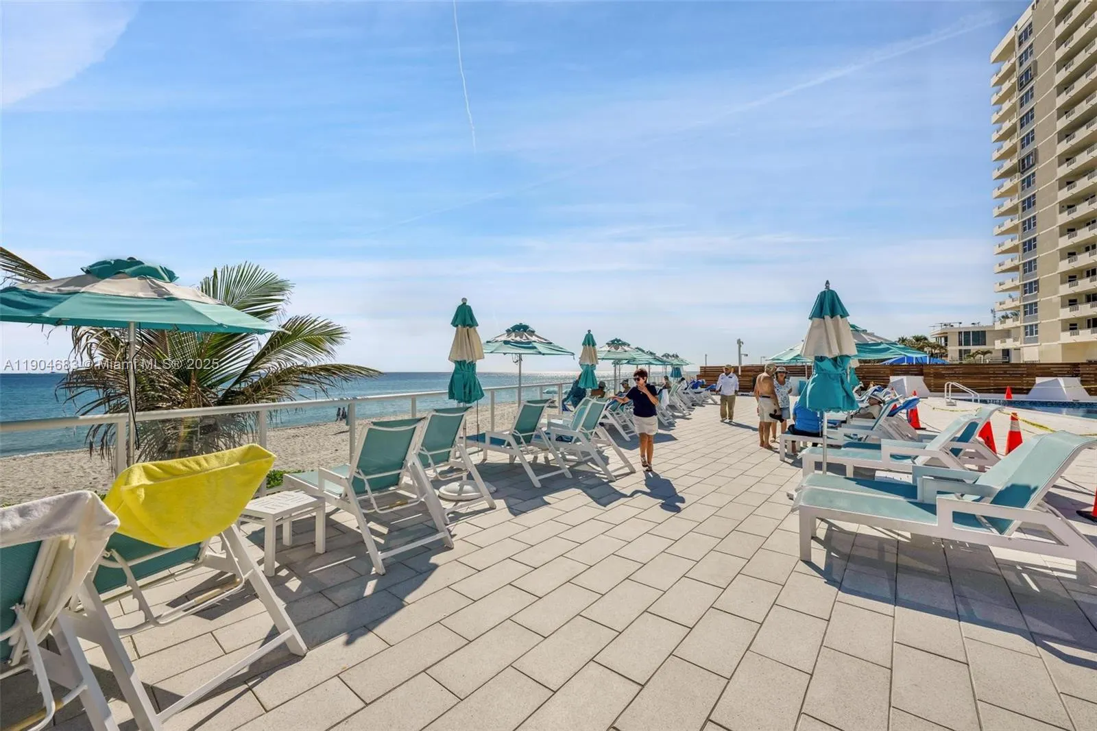 3140 S Ocean Dr, #1011