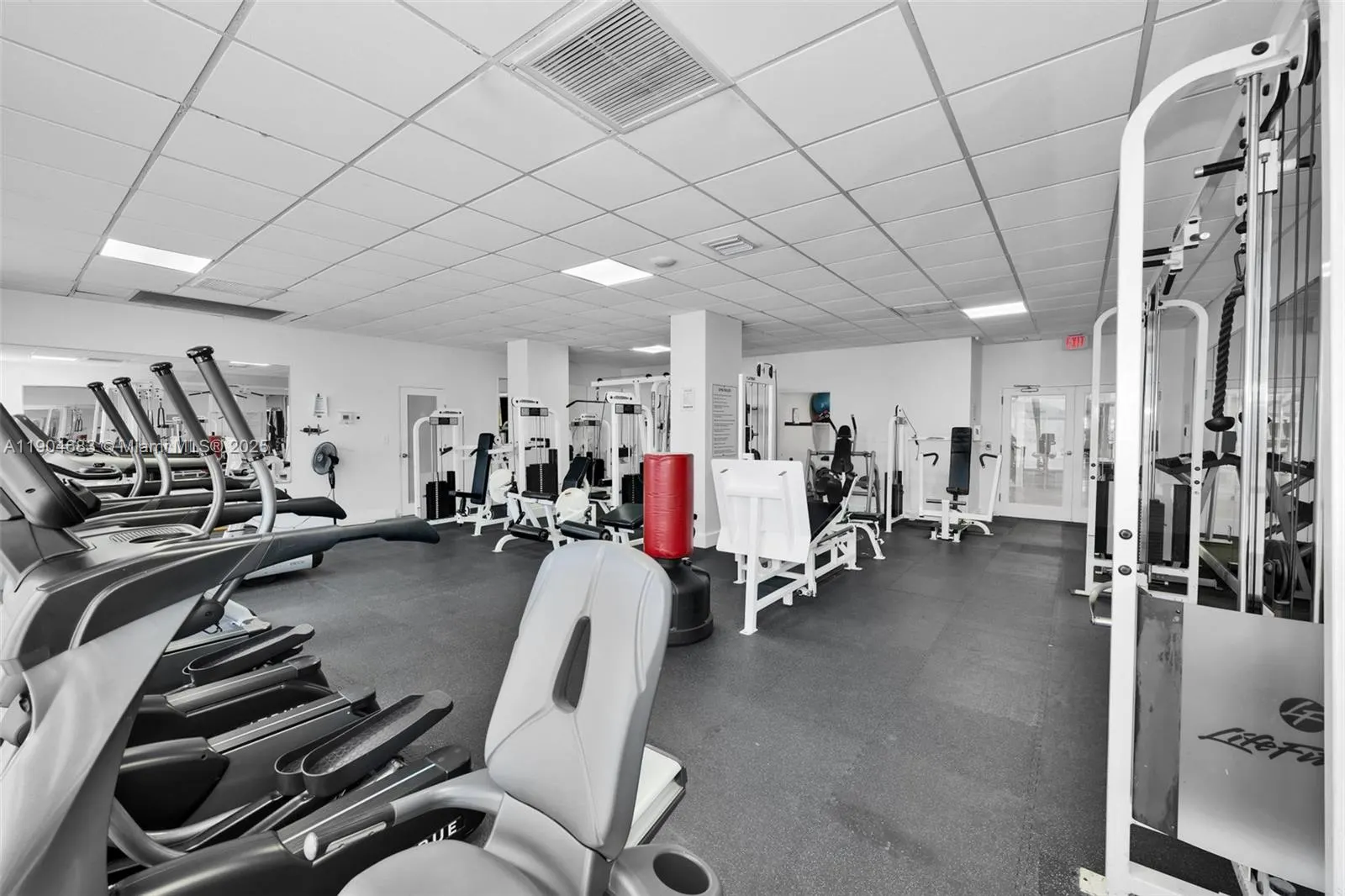 3140 S Ocean Dr, #1011