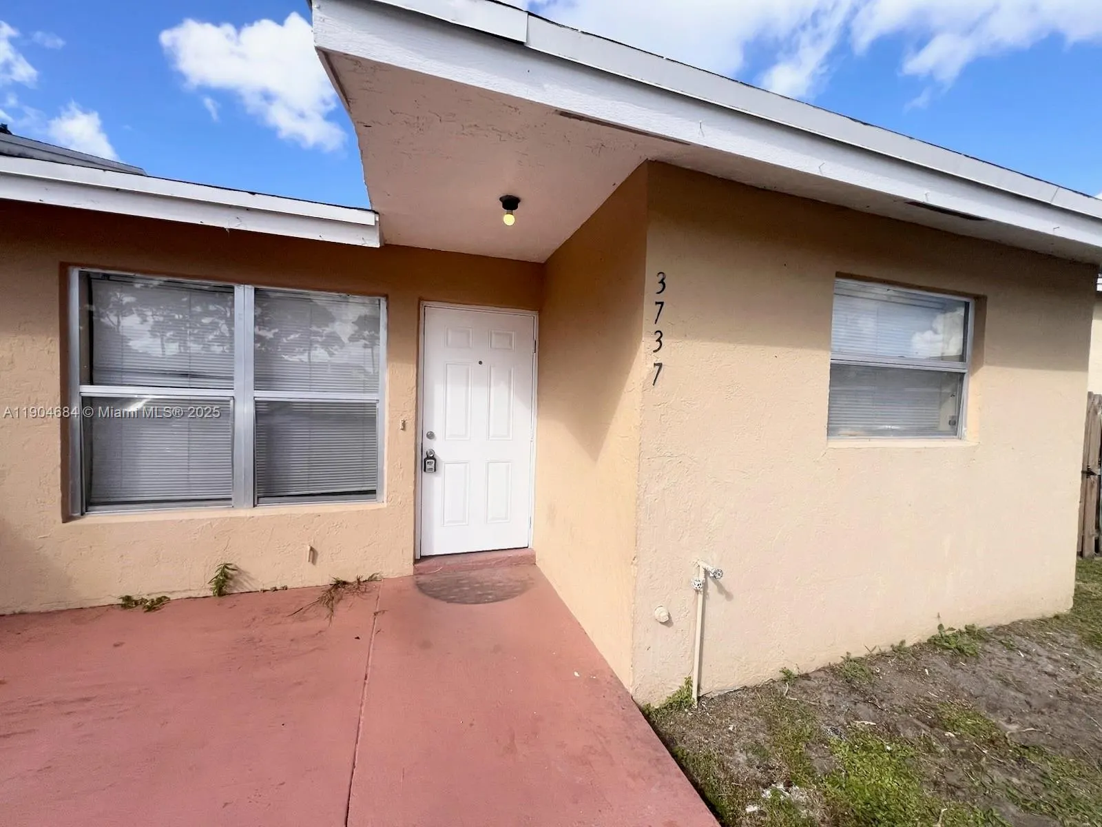 3737 Mil Lake Cir, #3737