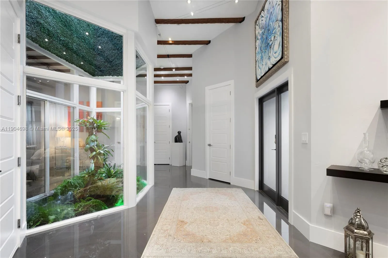 9320 NW 48th Doral Ter